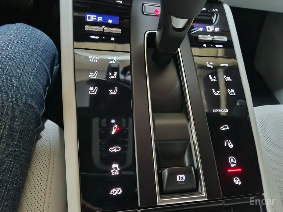 Фото 16 - Porsche Macan