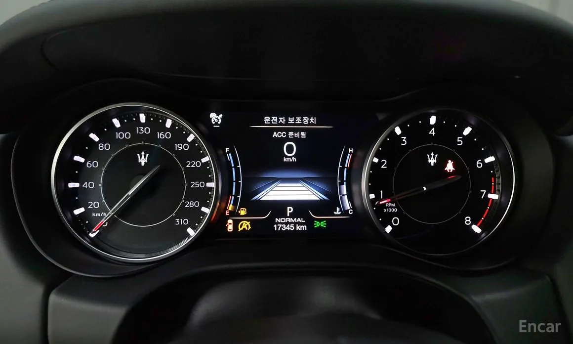 Фото 8 - Maserati Ghibli