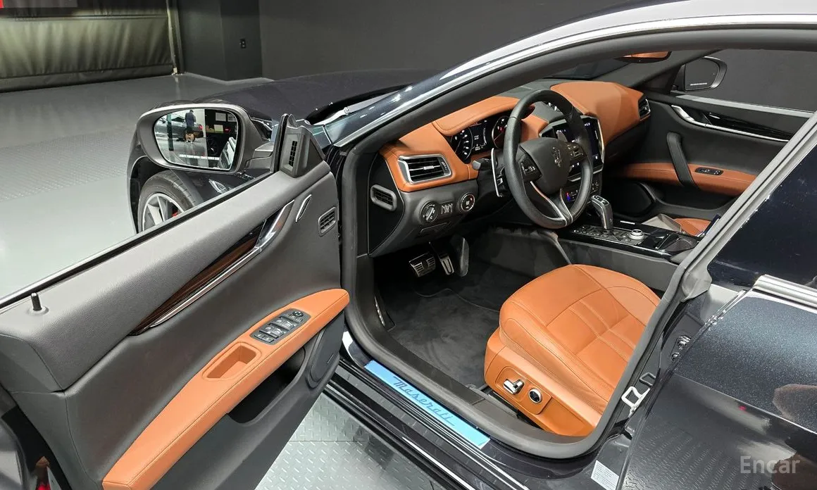 Фото 10 - Maserati Ghibli