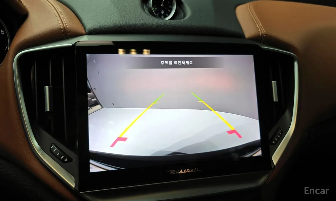 Фото 14 - Maserati Ghibli