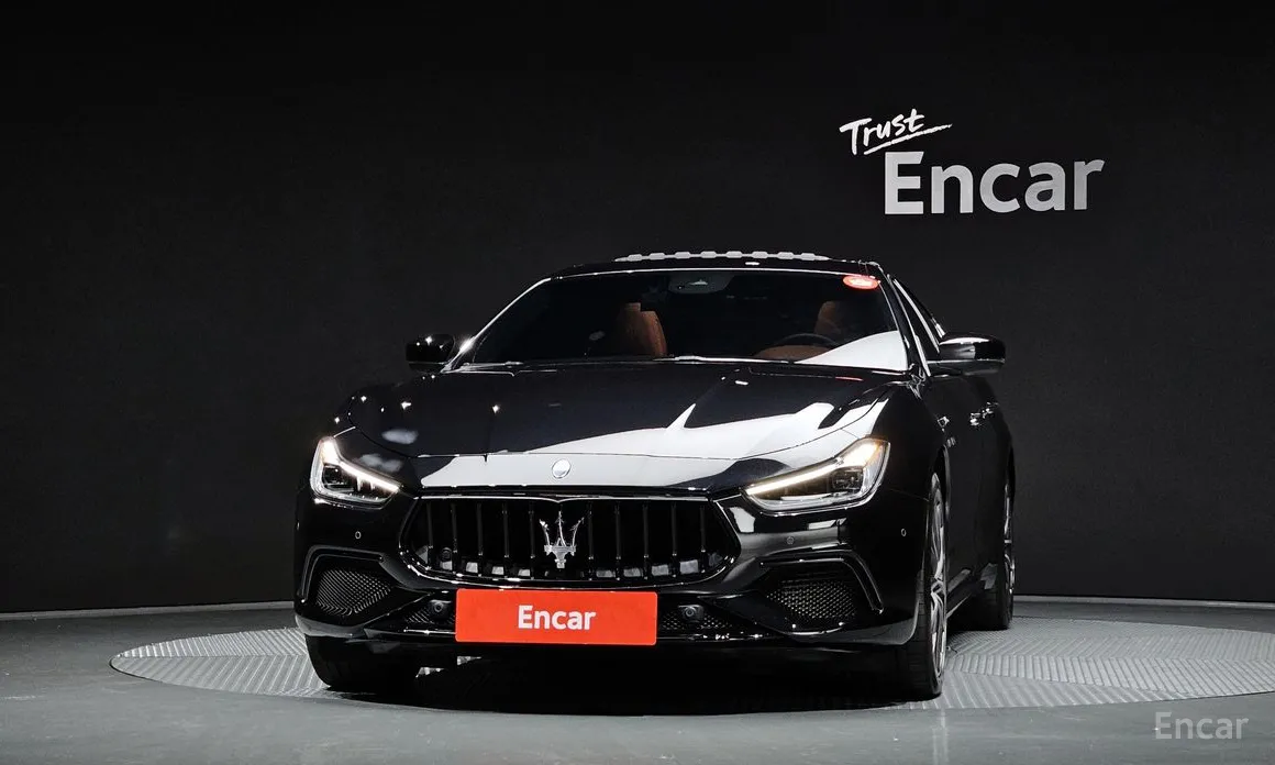 Фото 3 - Maserati Ghibli