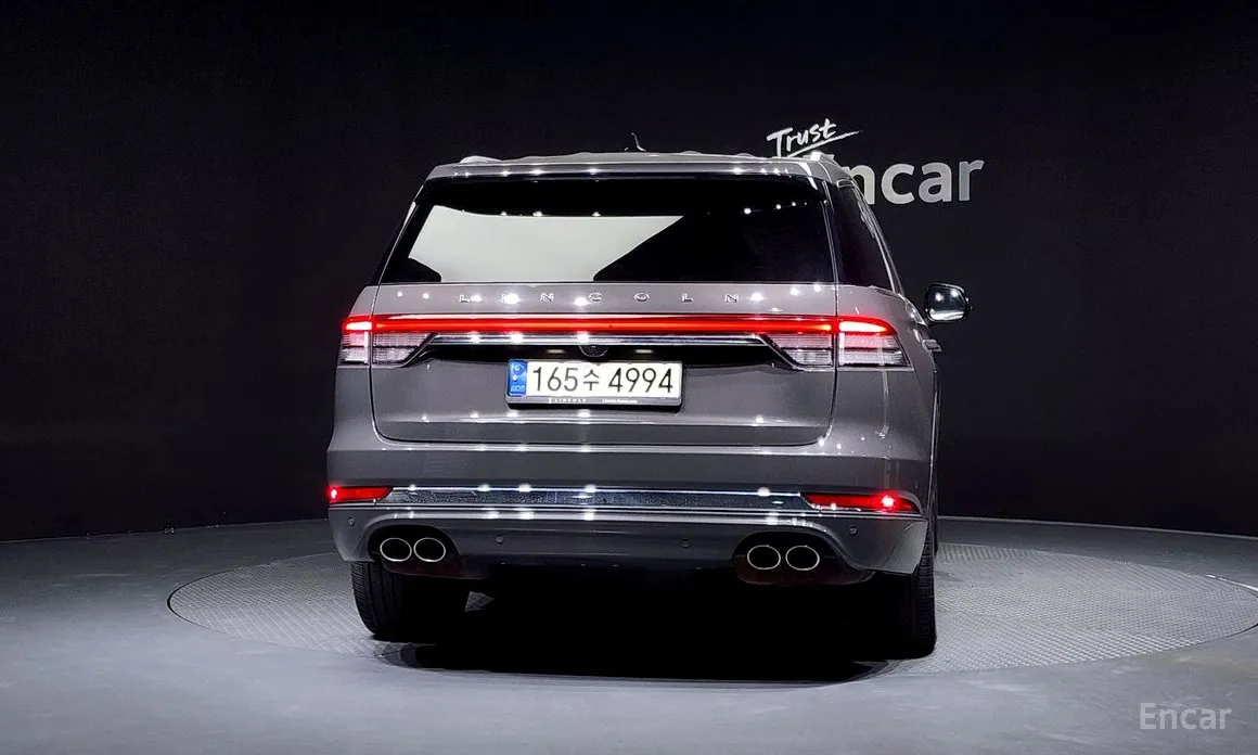 Фото 4 - Lincoln Aviator