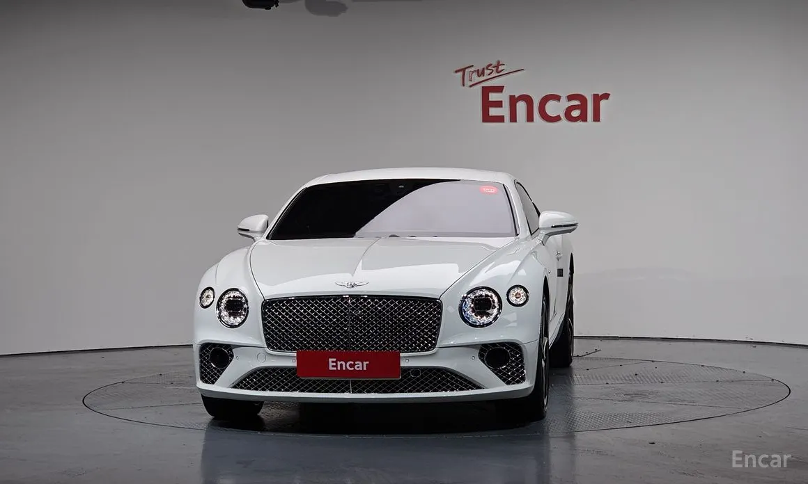 Фото 3 - Bentley Continental GT