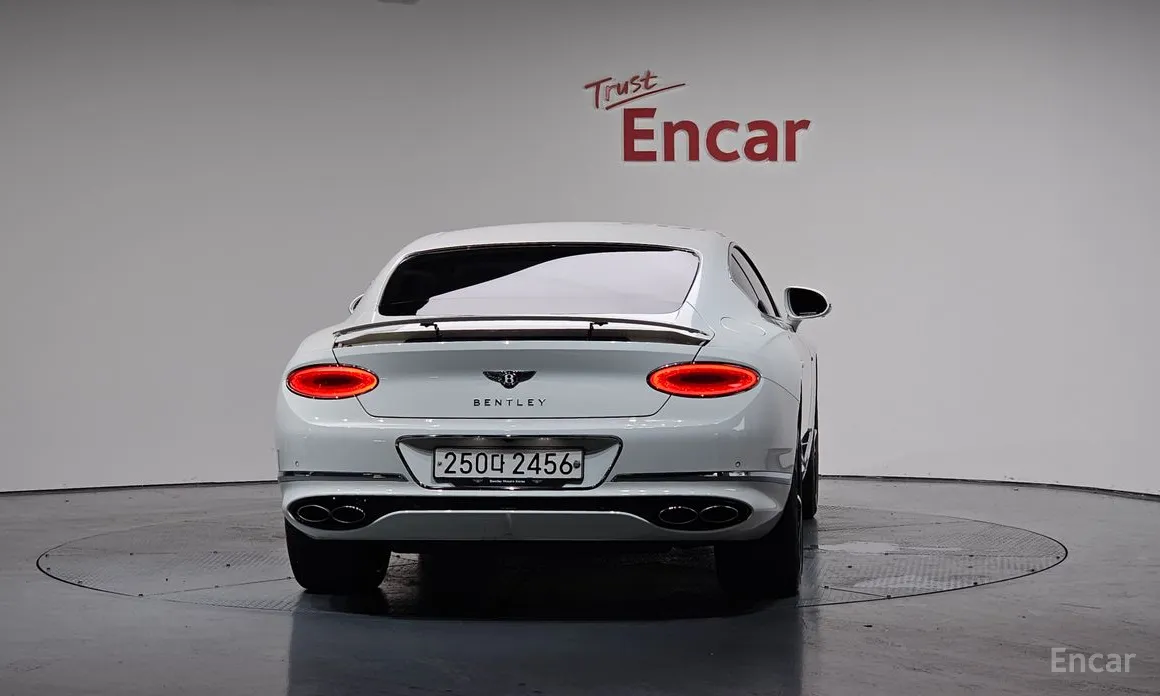 Фото 4 - Bentley Continental GT