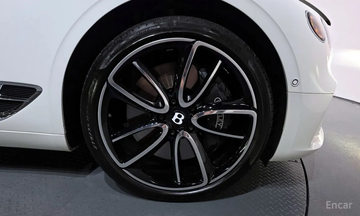 Фото 5 - Bentley Continental GT