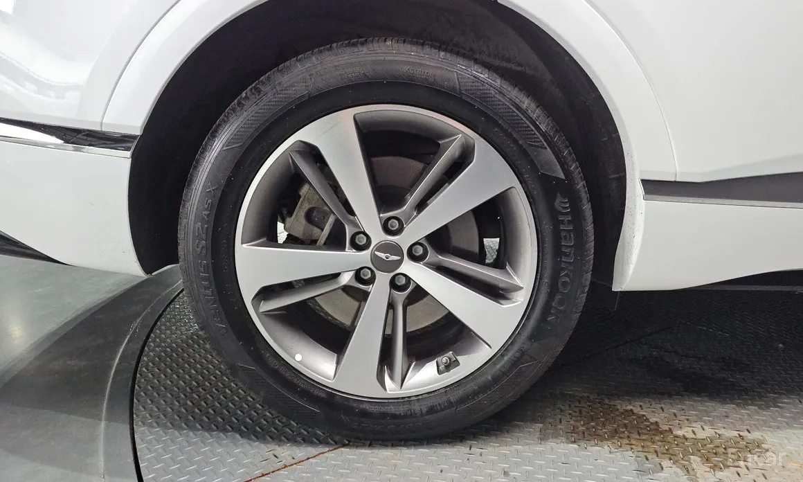 Фото 5 - Genesis GV80