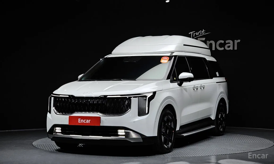 Фото 1 - Kia Carnival