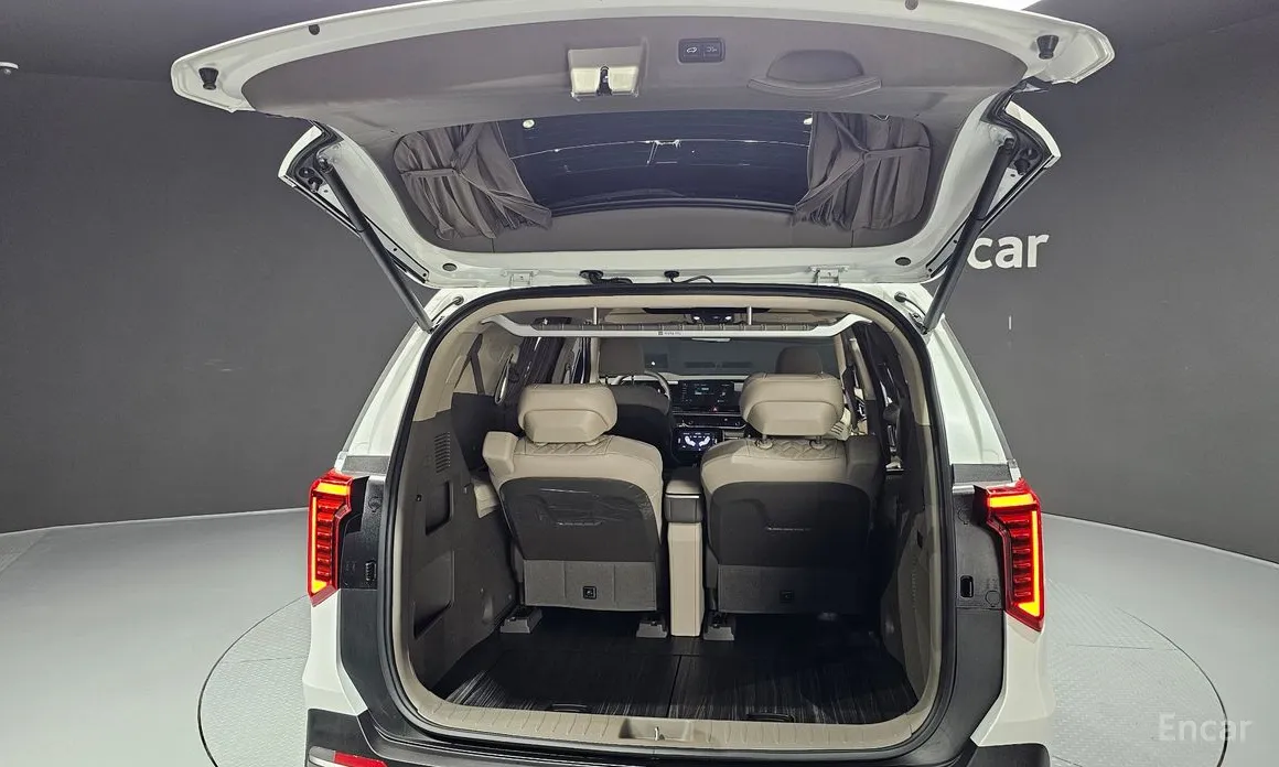 Фото 20 - Kia Carnival