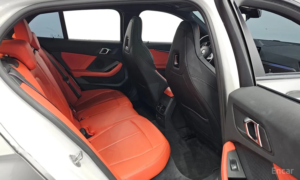 Фото 12 - BMW 1 Series