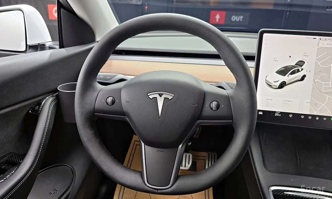 Фото 13 - Tesla Model Y