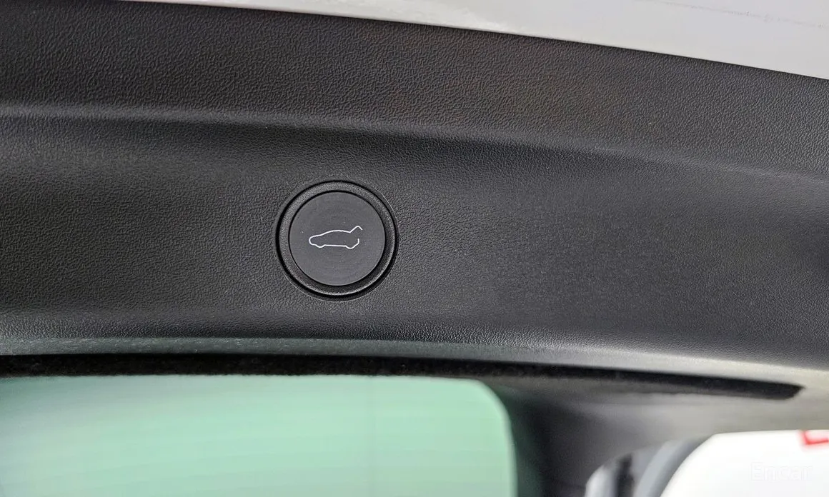 Фото 20 - Tesla Model Y