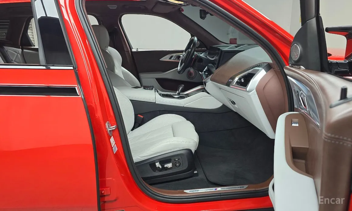 Фото 11 - BMW XM