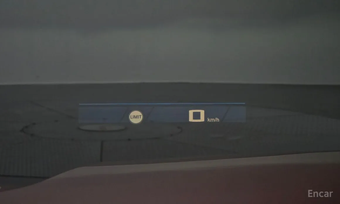 Фото 18 - BMW XM