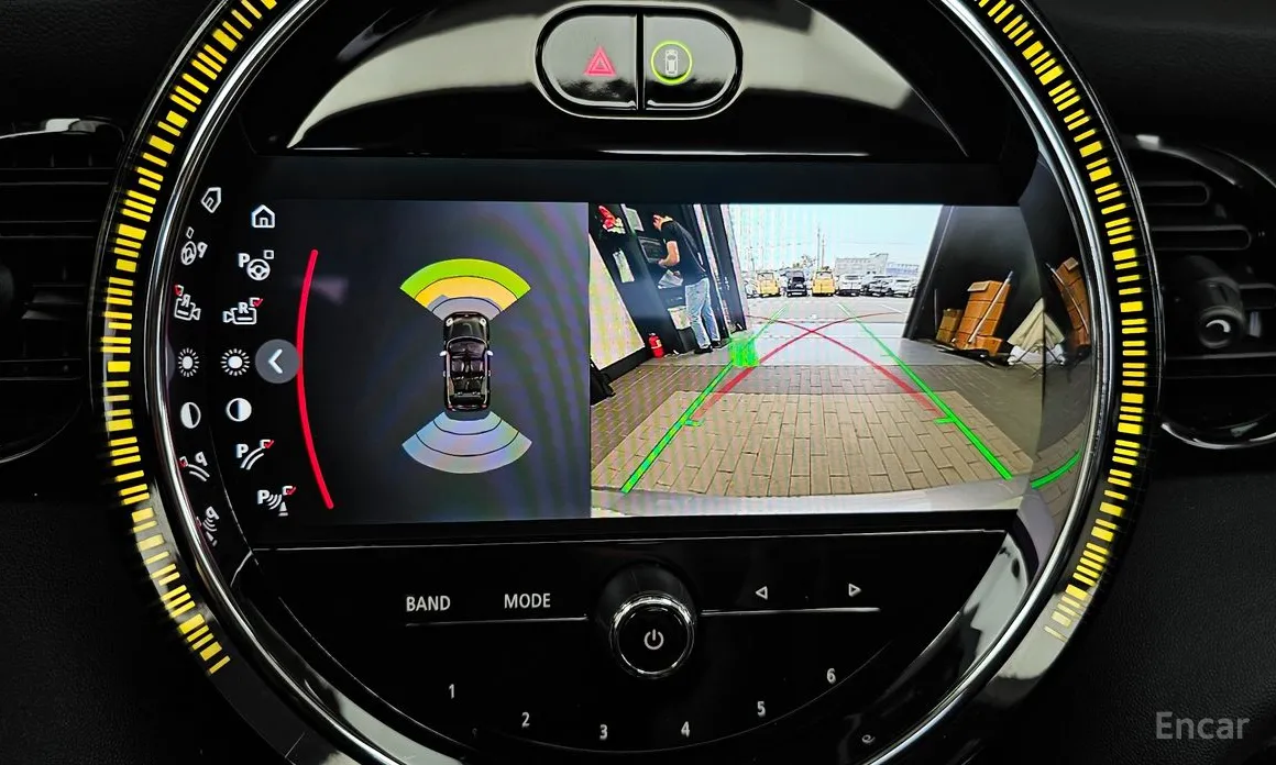 Фото 16 - Mini Cooper Convertible