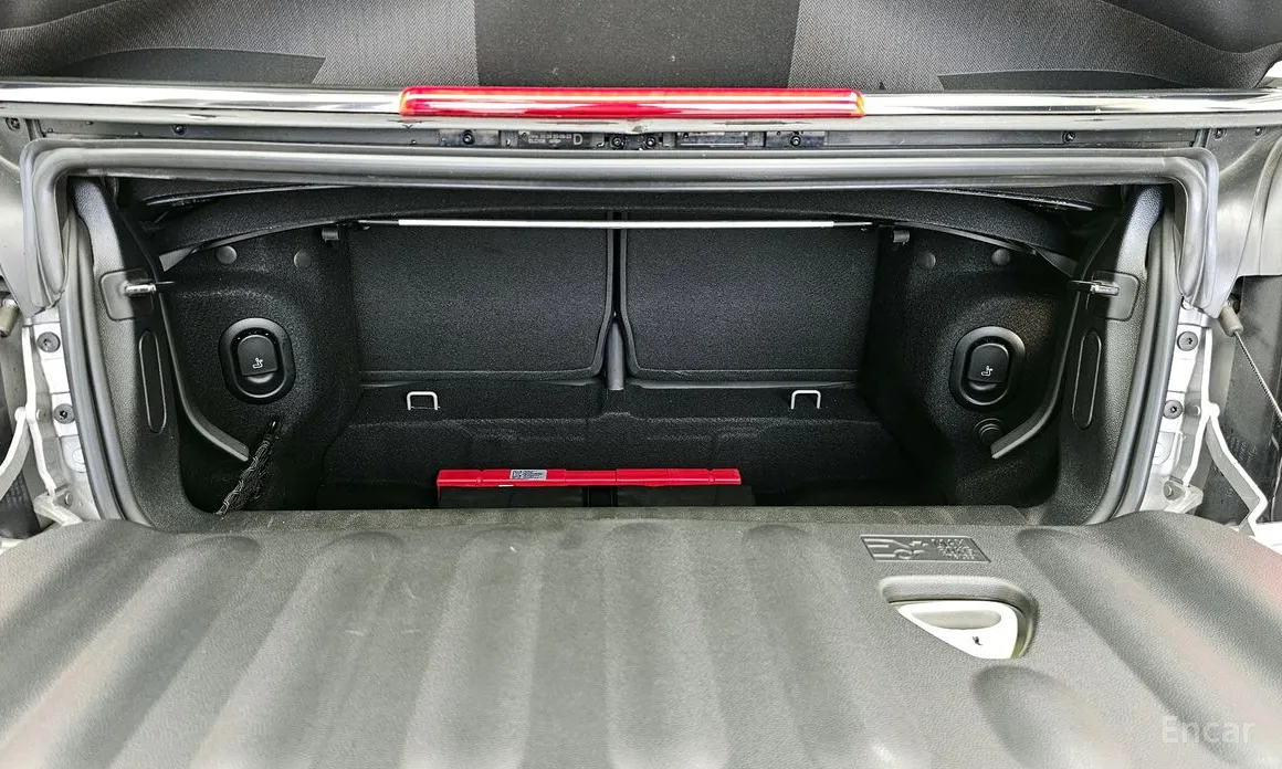 Фото 20 - Mini Cooper Convertible