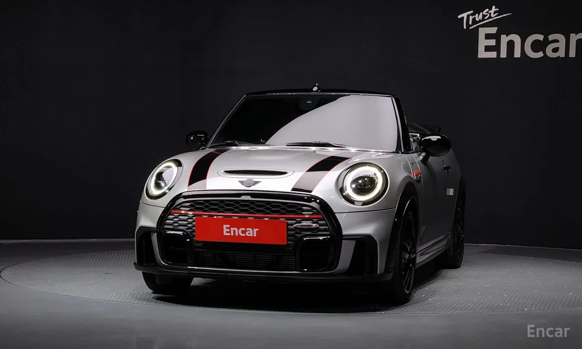 Фото 3 - Mini Cooper Convertible