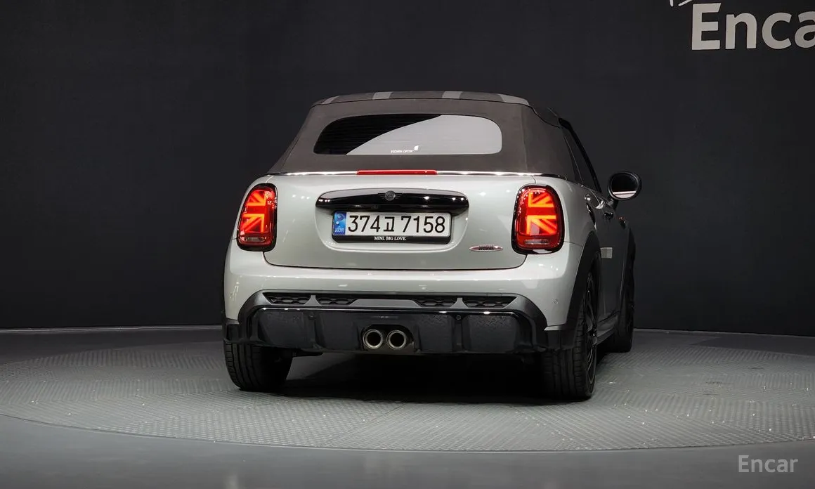 Фото 4 - Mini Cooper Convertible