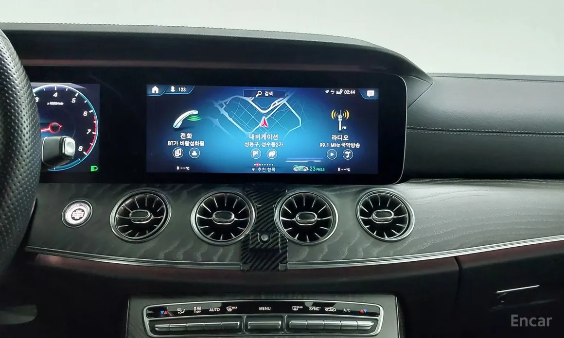 Фото 9 - Mercedes-Benz E-Class