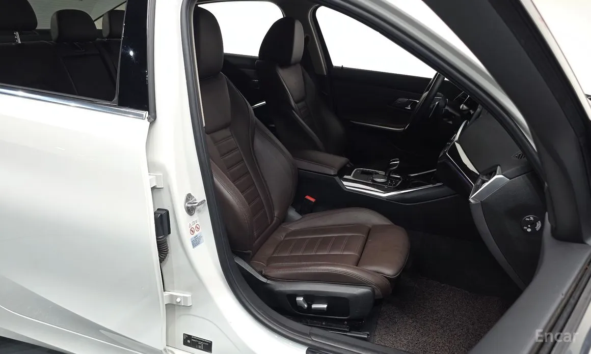 Фото 10 - BMW 3 Series