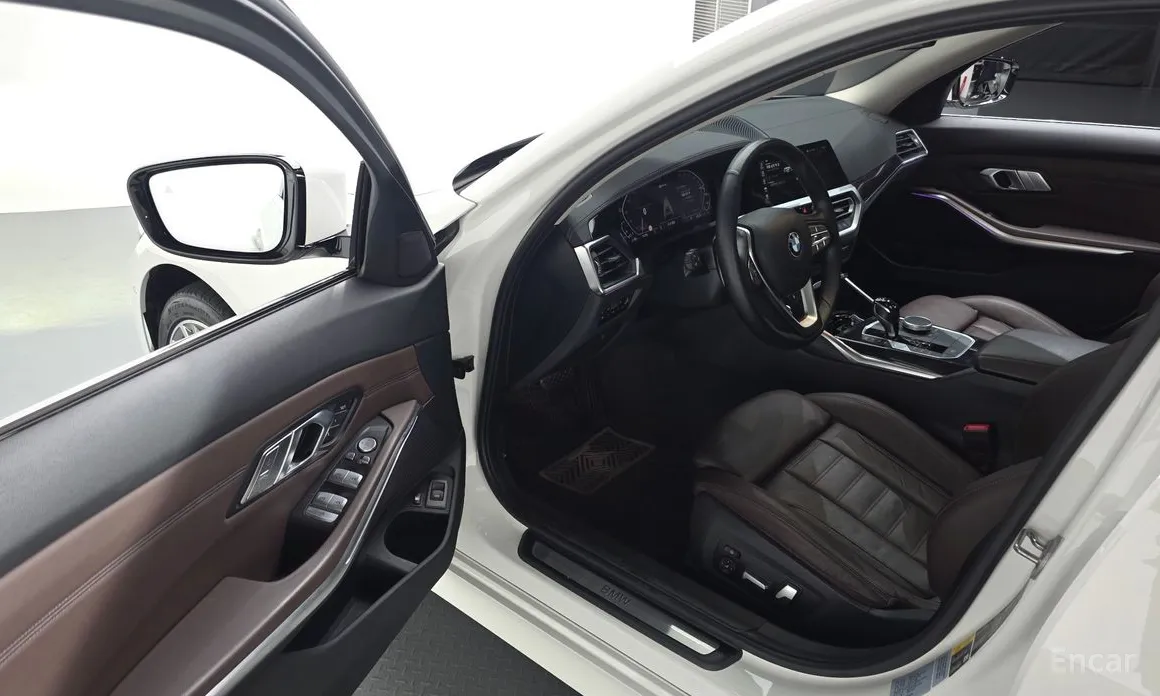 Фото 11 - BMW 3 Series