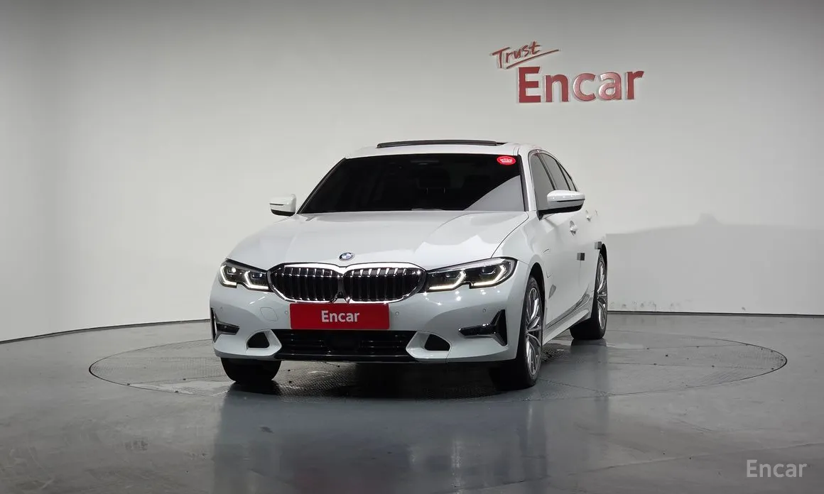 Фото 3 - BMW 3 Series