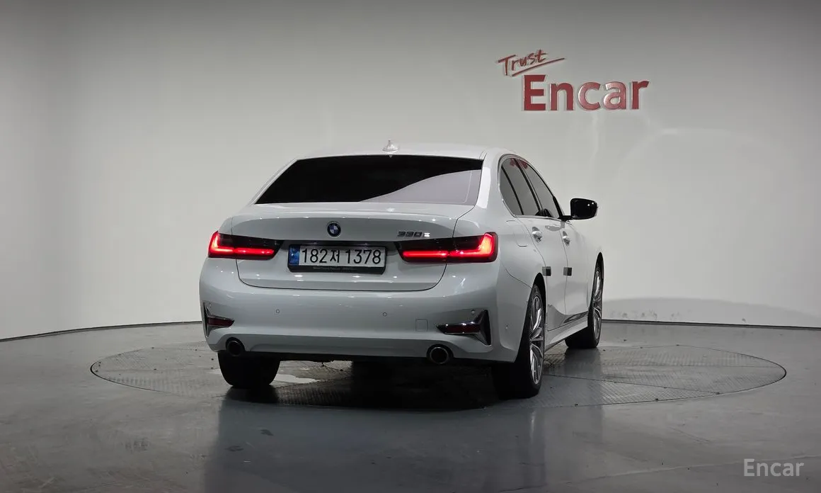 Фото 4 - BMW 3 Series