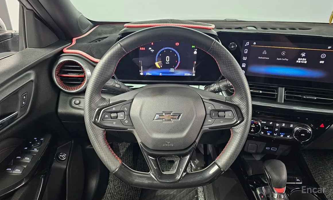 Photo 15 - Chevrolet Trax