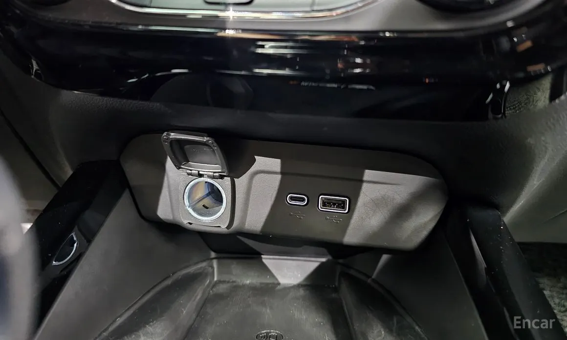 Photo 18 - Chevrolet Trax