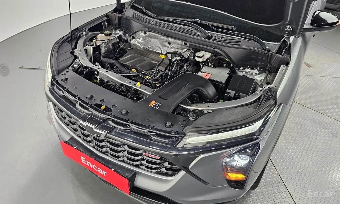 Photo 6 - Chevrolet Trax