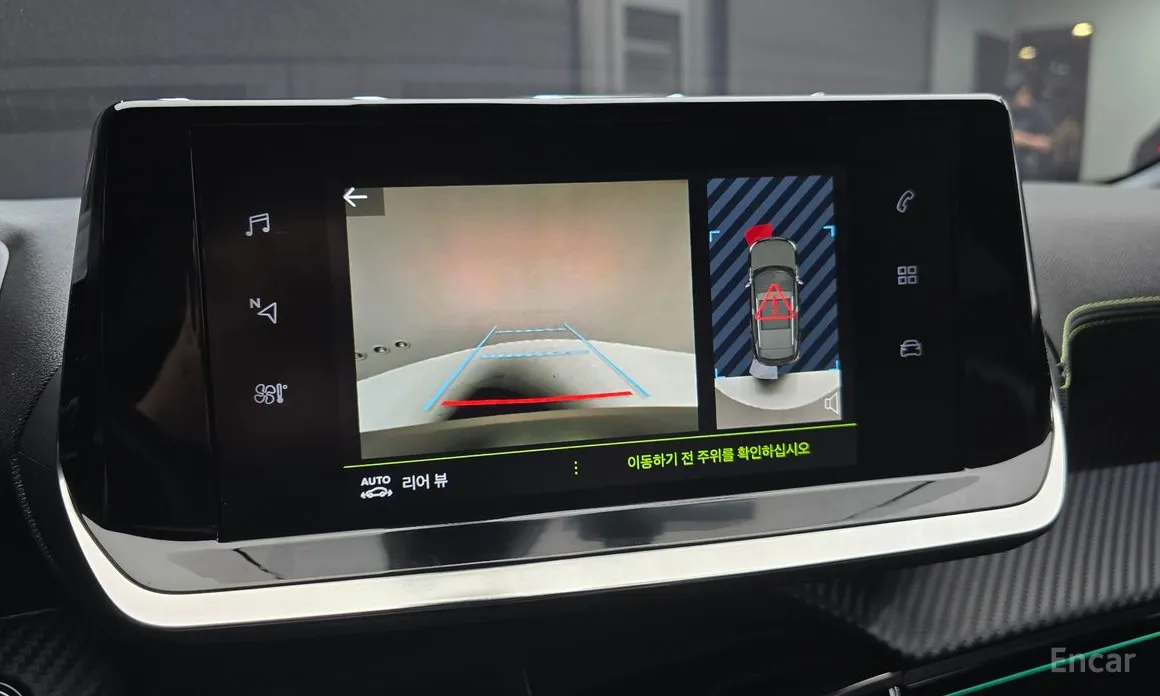 Фото 18 - Peugeot 2008