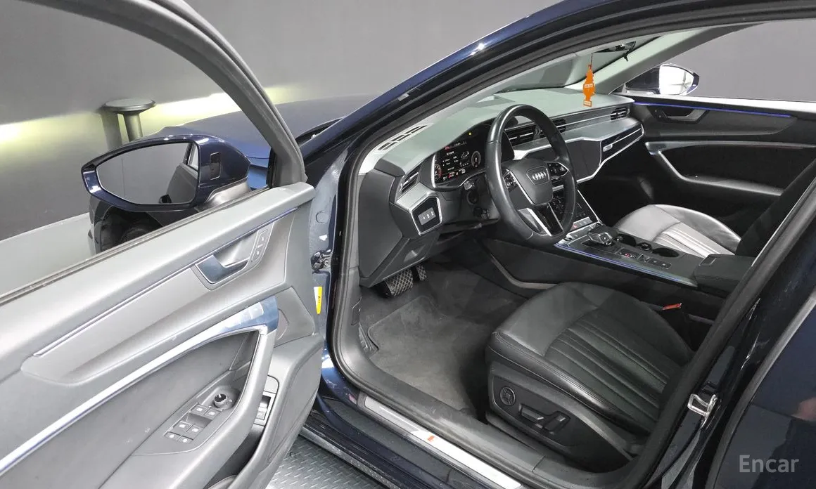 Фото 10 - Audi A6