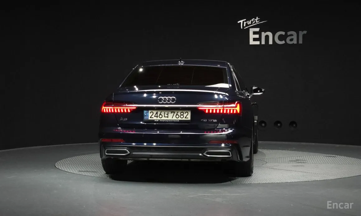 Фото 4 - Audi A6