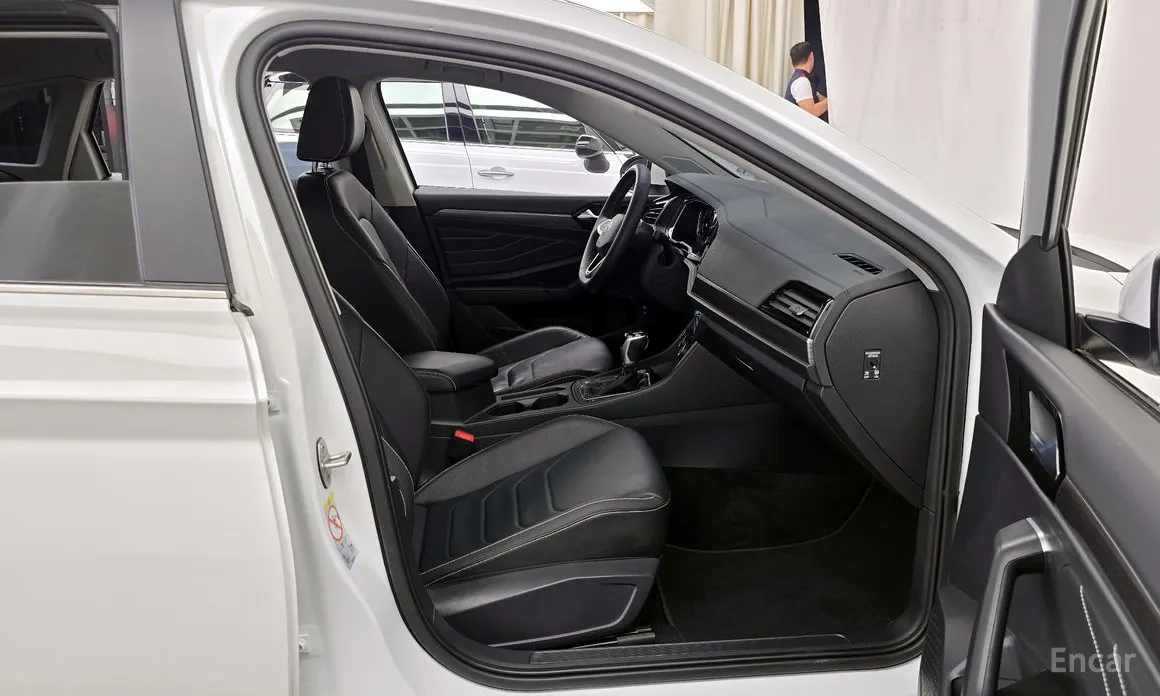 Фото 11 - Volkswagen Jetta