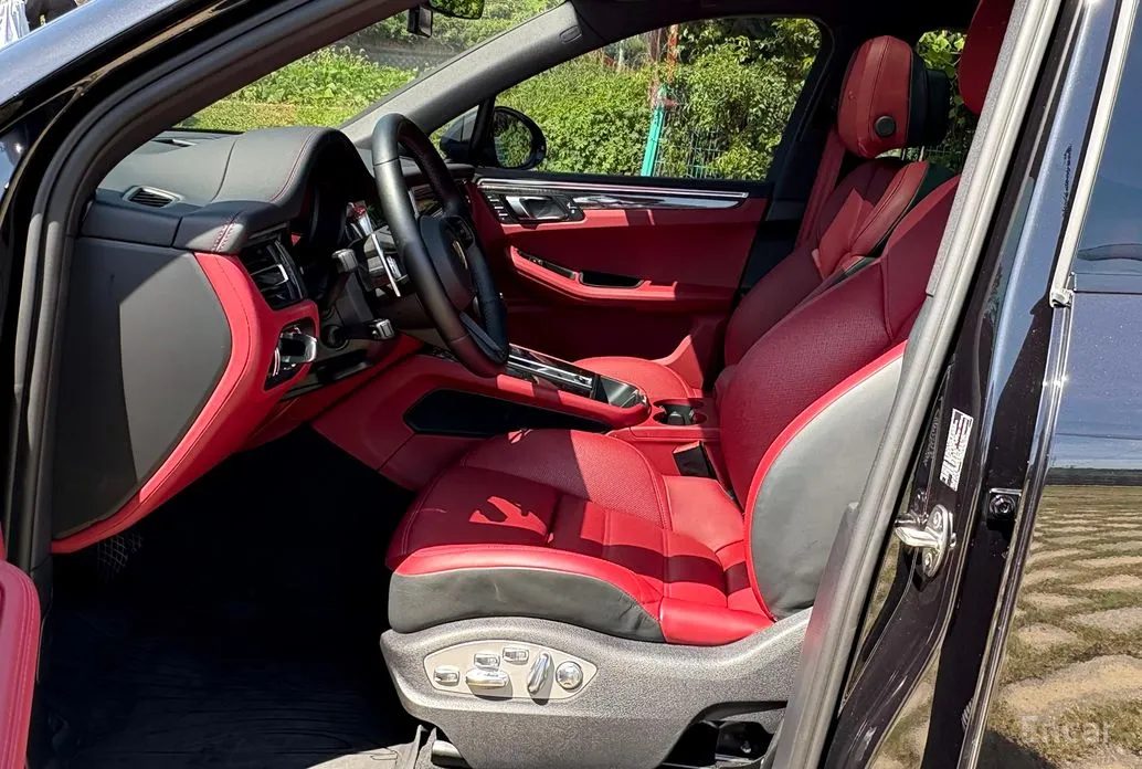 Фото 11 - Porsche Macan