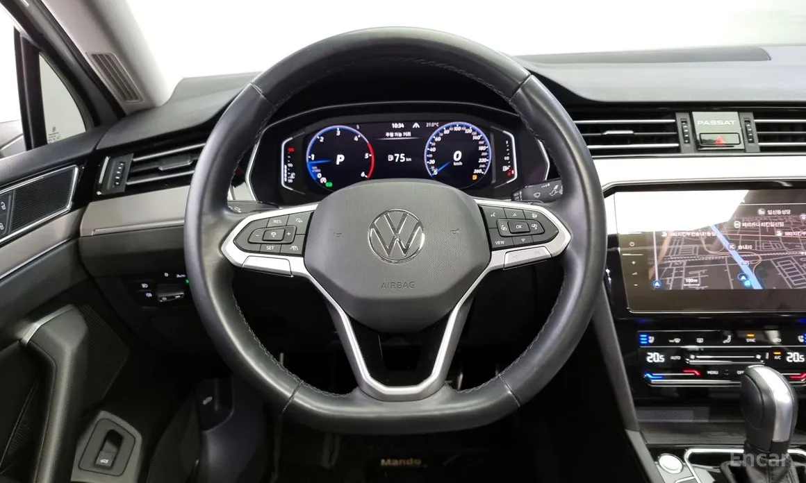 Фото 13 - Volkswagen Passat