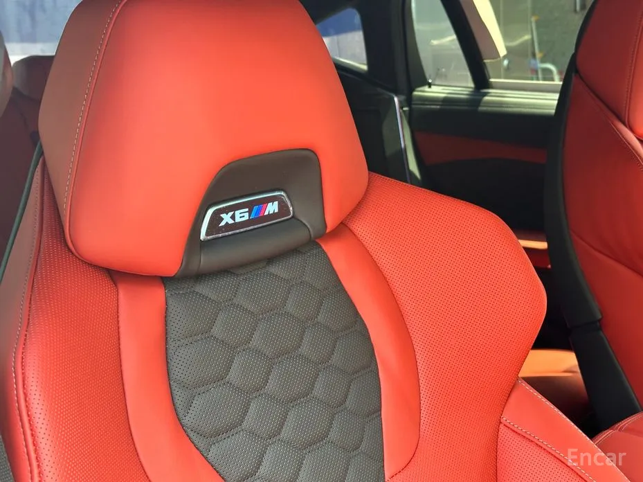 Фото 16 - BMW X6 M