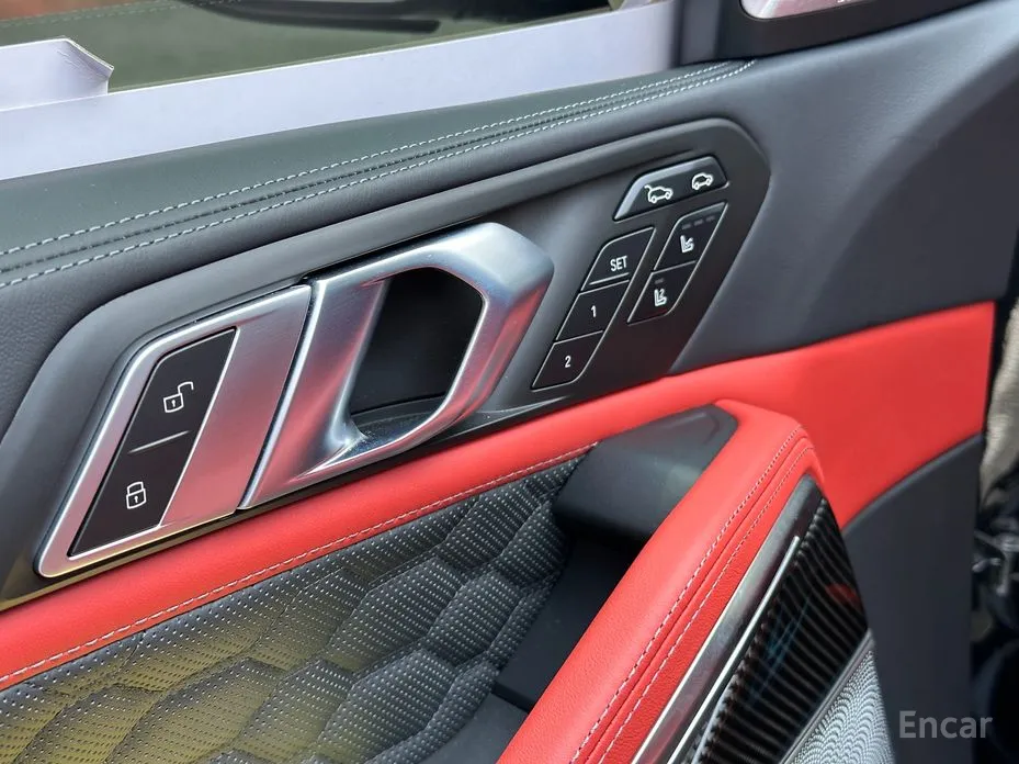 Фото 19 - BMW X6 M