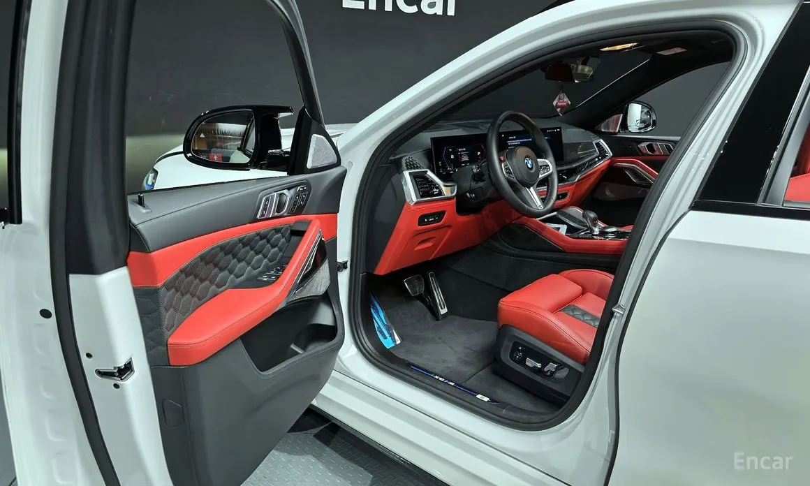 Фото 10 - BMW X6 M