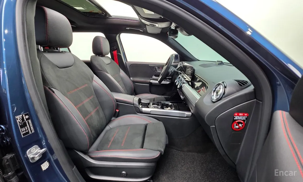 Фото 10 - Mercedes-Benz GLB-Class