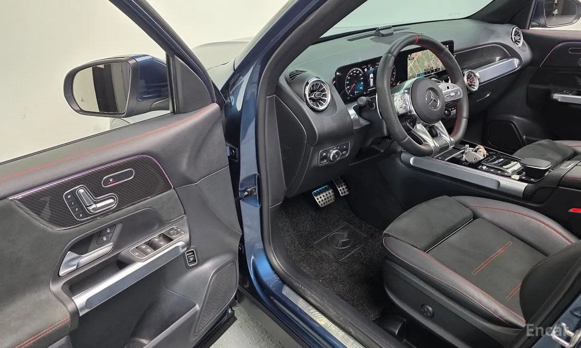 Фото 12 - Mercedes-Benz GLB-Class