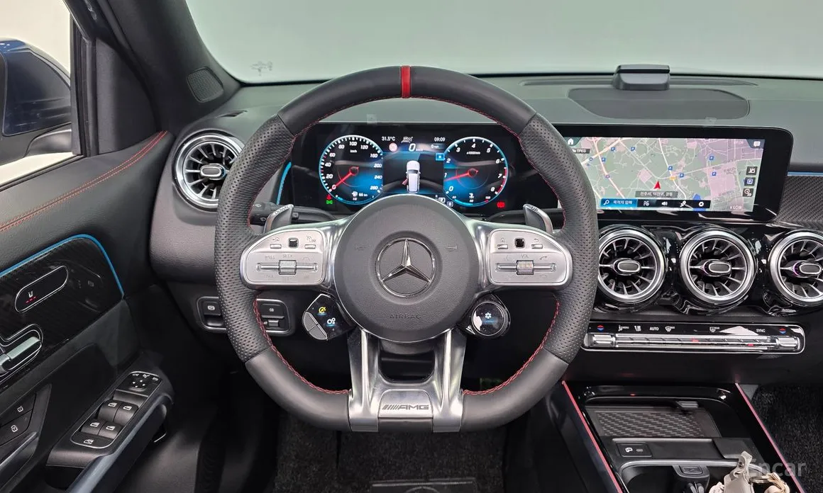 Фото 15 - Mercedes-Benz GLB-Class