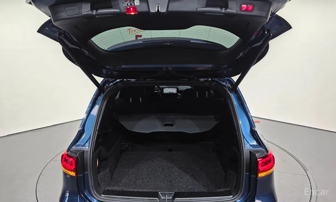 Фото 20 - Mercedes-Benz GLB-Class