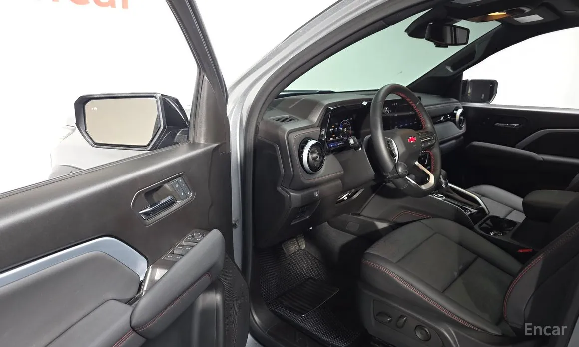 Фото 11 - Chevrolet Colorado