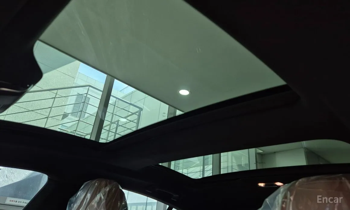 Фото 15 - BMW 8 Series