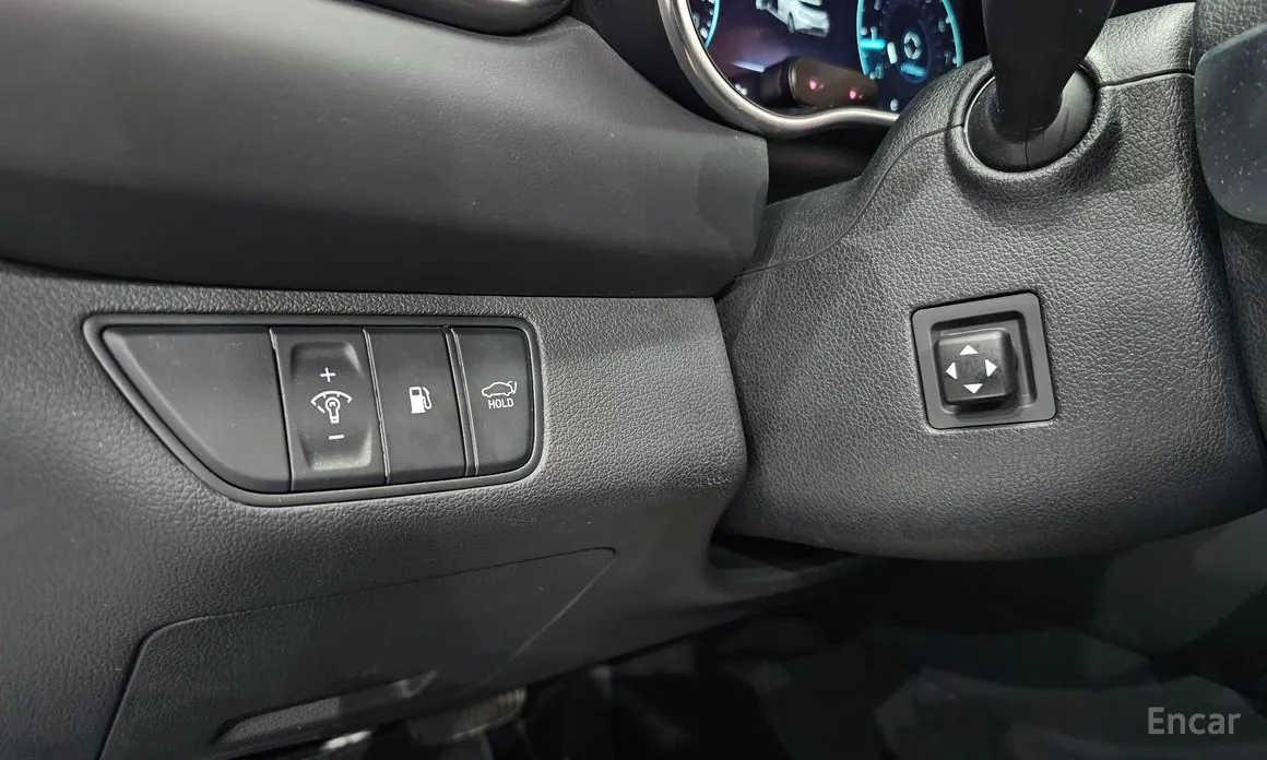 Фото 16 - Genesis G70