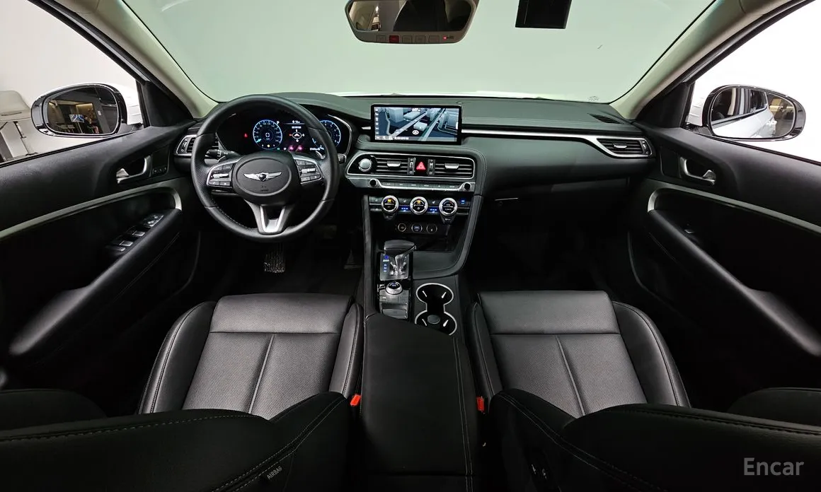 Фото 7 - Genesis G70