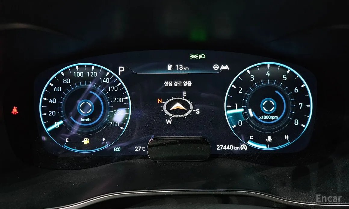 Фото 8 - Genesis G70