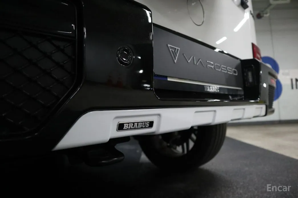 Фото 10 - Mercedes-Benz G-Class