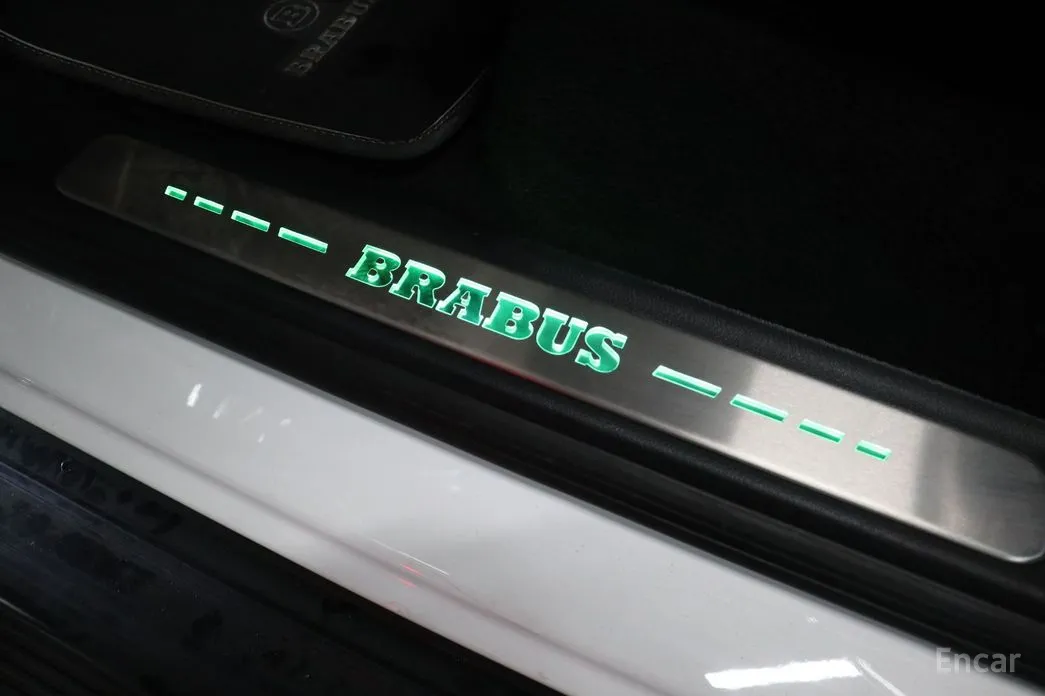 Фото 12 - Mercedes-Benz G-Class