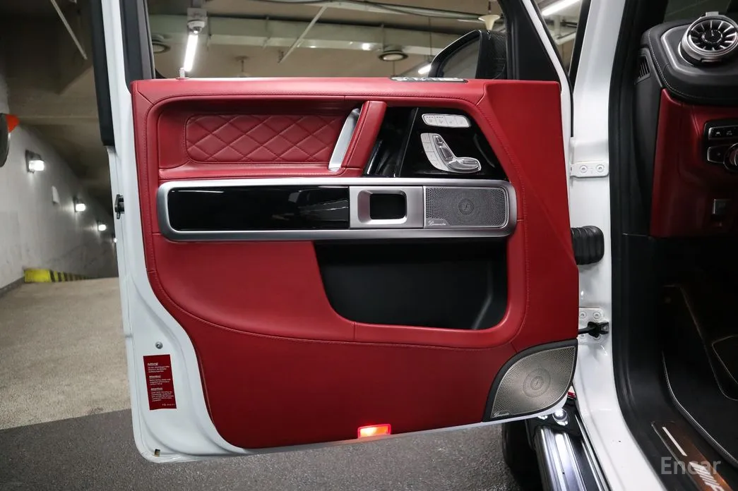 Фото 17 - Mercedes-Benz G-Class